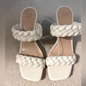 Women’s heeled sandals, size 8